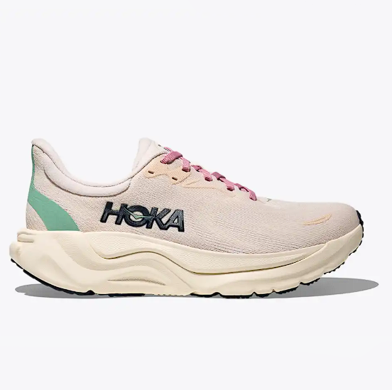 HOKA 호카 러닝화 Arahi 8